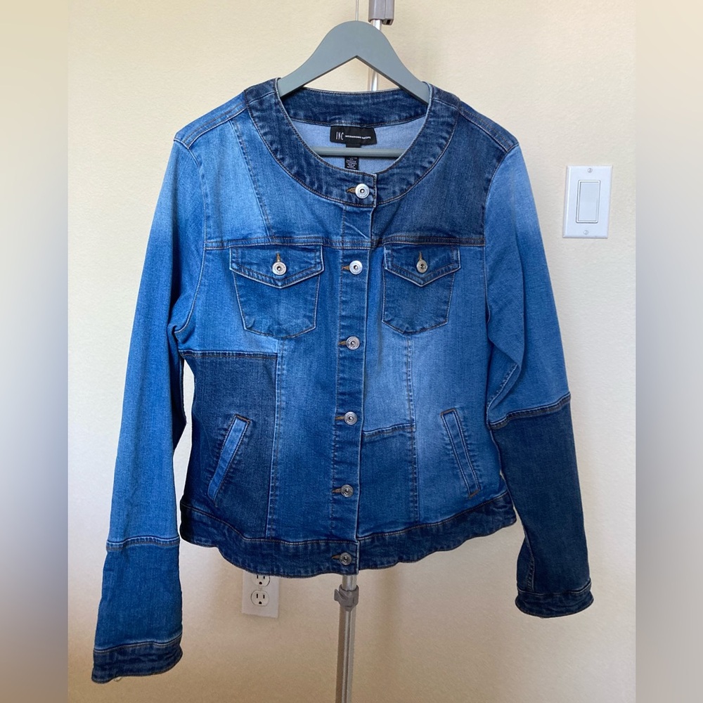 INC International Concepts Two-tone Blue Denim Jacket - Women’s L size